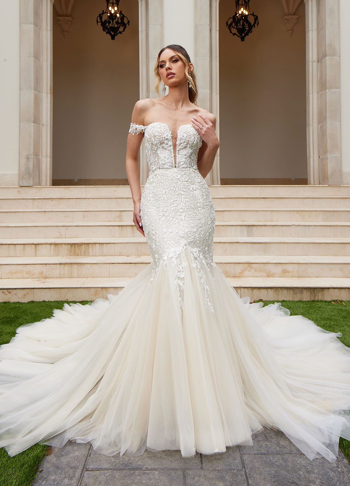 Edel 11239 Elegant Wedding Dress